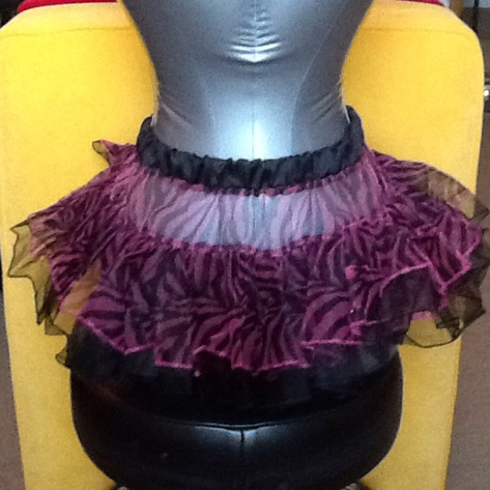 COPY - Mini tutu pink & black zebra 80’s costume 👻